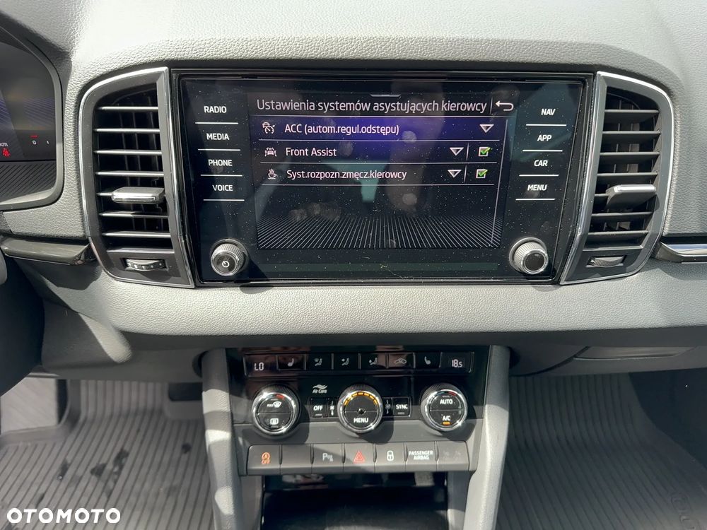 Skoda Karoq 1.5 TSI ACT Style DSG - 19
