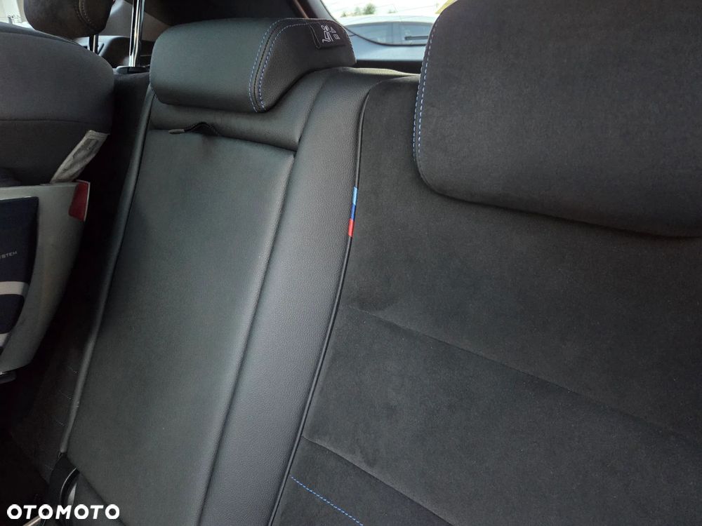 BMW X1 sDrive18d M Sportpaket - 17