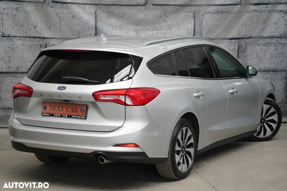 Ford Focus 2.0 TDCI Powershift Titanium - 4