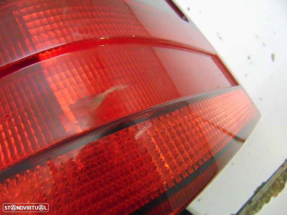 Mercedes class C carrinha farolins - 8
