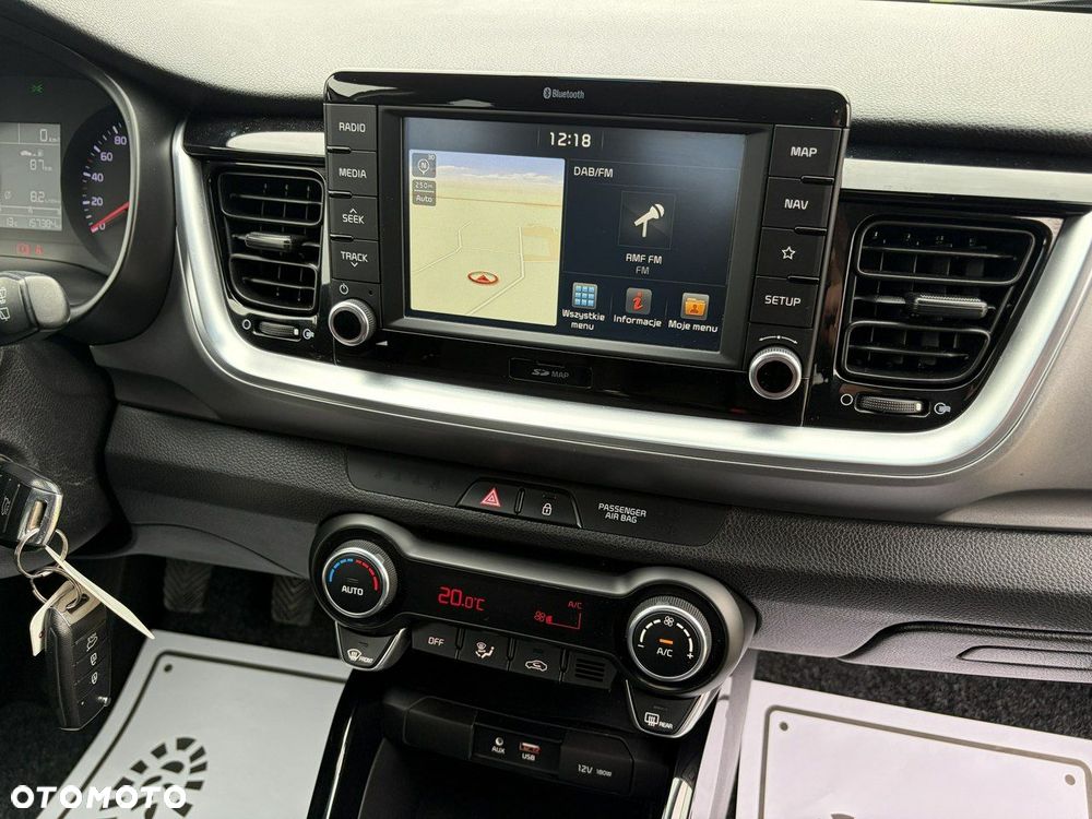 Kia Stonic - 11