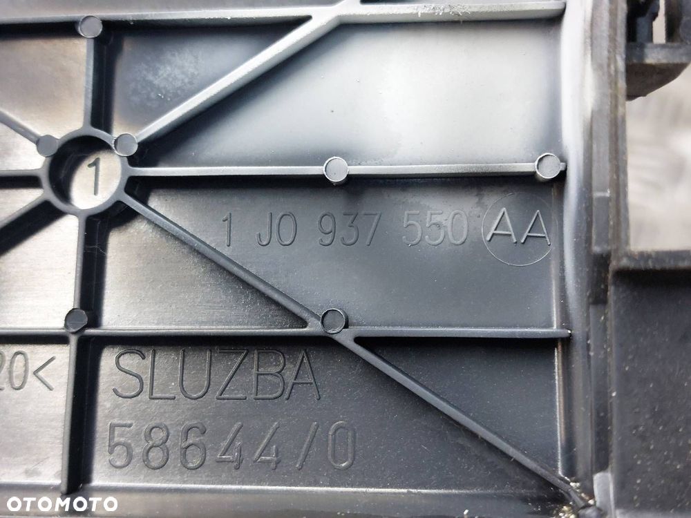 SKRZYNKA BEZPIECZNIKÓW AKUMULATORA SEAT TOLEDO II 1.6 16V 1J0937550AA - 4