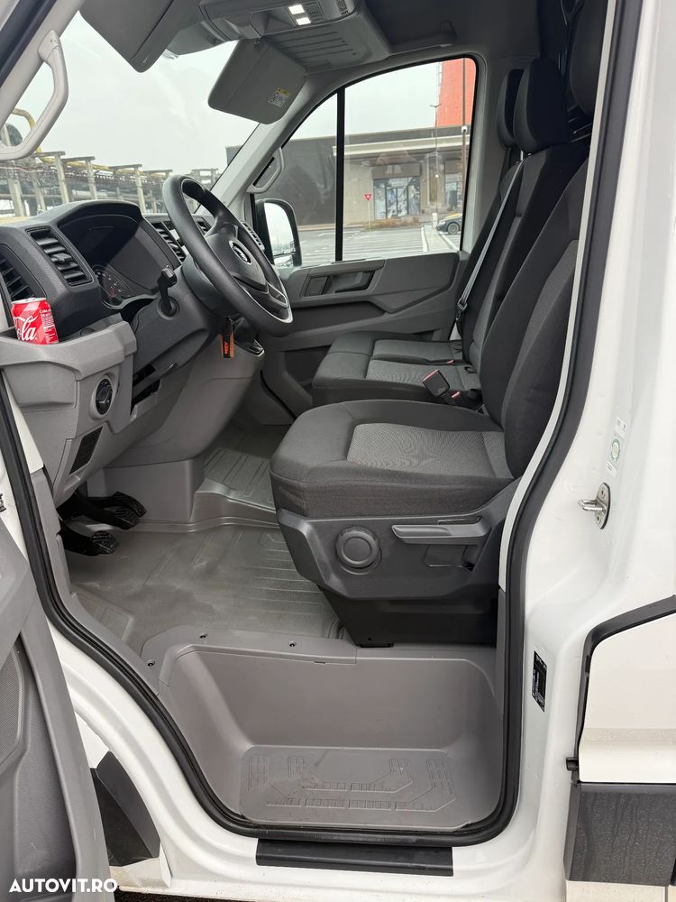 Volkswagen CRAFTER - 8