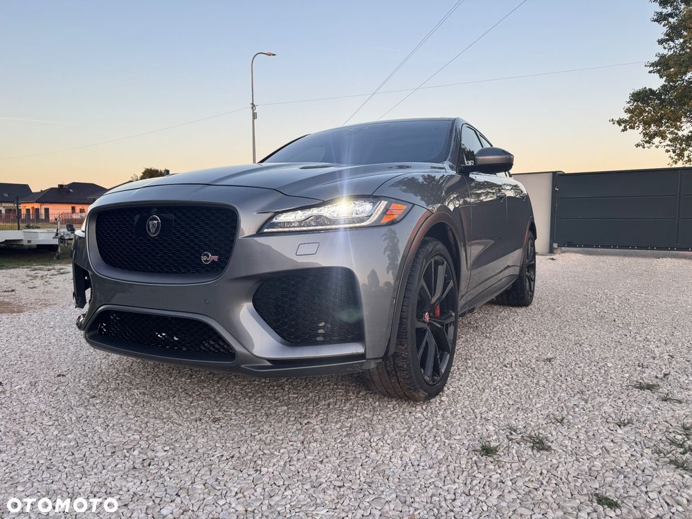 Jaguar F-Pace AWD SVR - 2