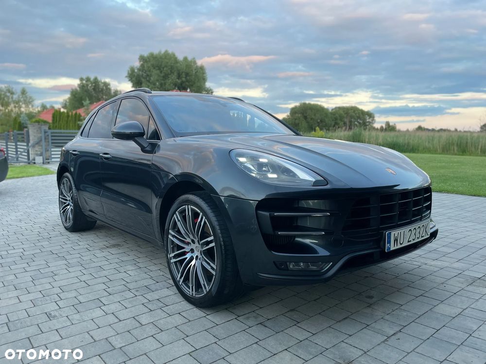 Porsche Macan Turbo - 2
