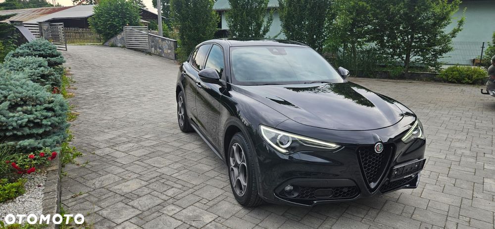 Alfa Romeo Stelvio 2.2 JTDM Q4 - 4