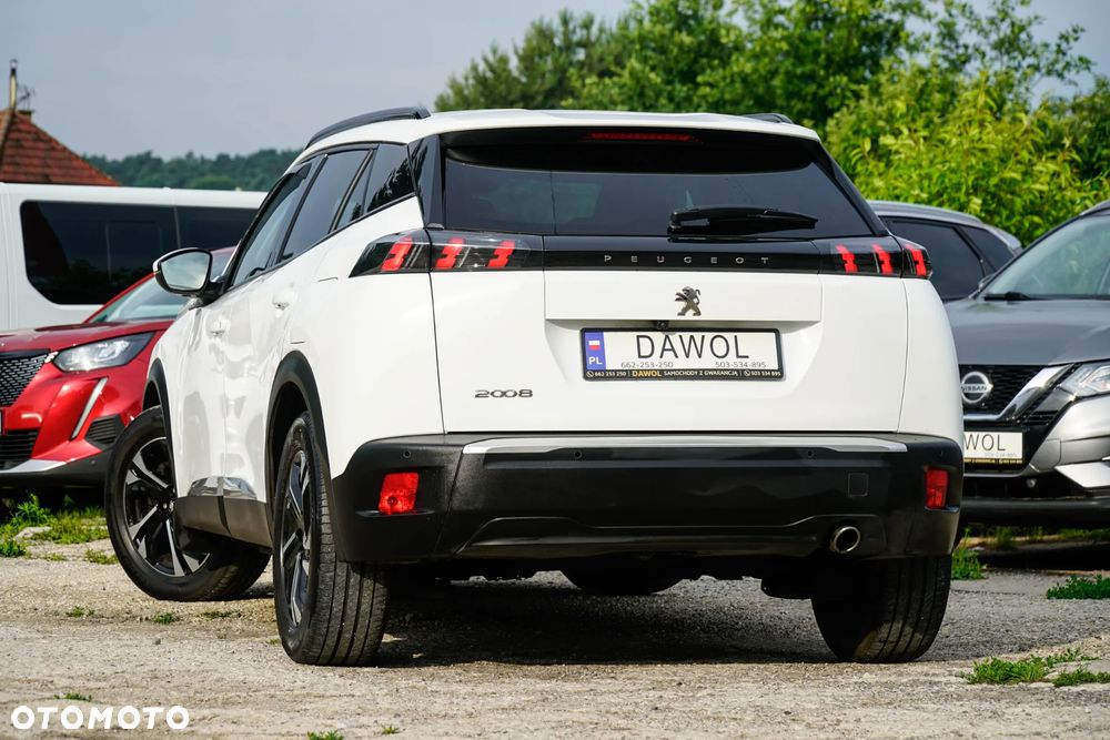 Peugeot 2008 BlueHDi 130 EAT8 Allure Pack - 11