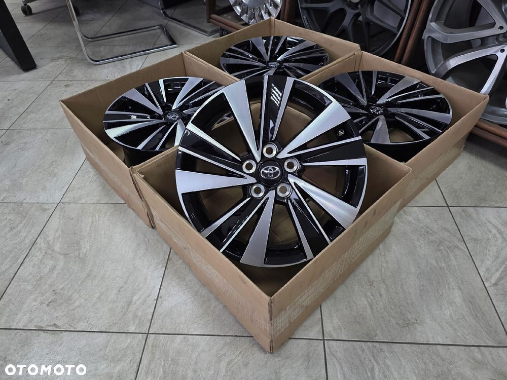 Nowe Oryginalne Felgi Toyota Avalon Avensis Corolla Lexus Es 17 Cali - 2
