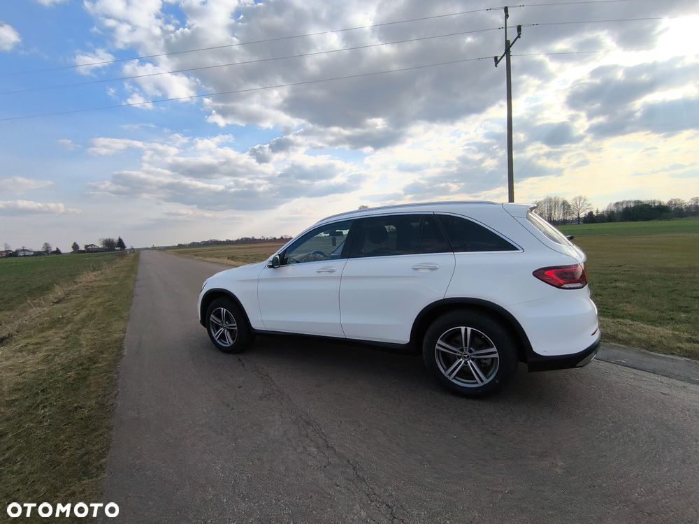 Mercedes-Benz GLC 300 4Matic 9G-TRONIC - 22