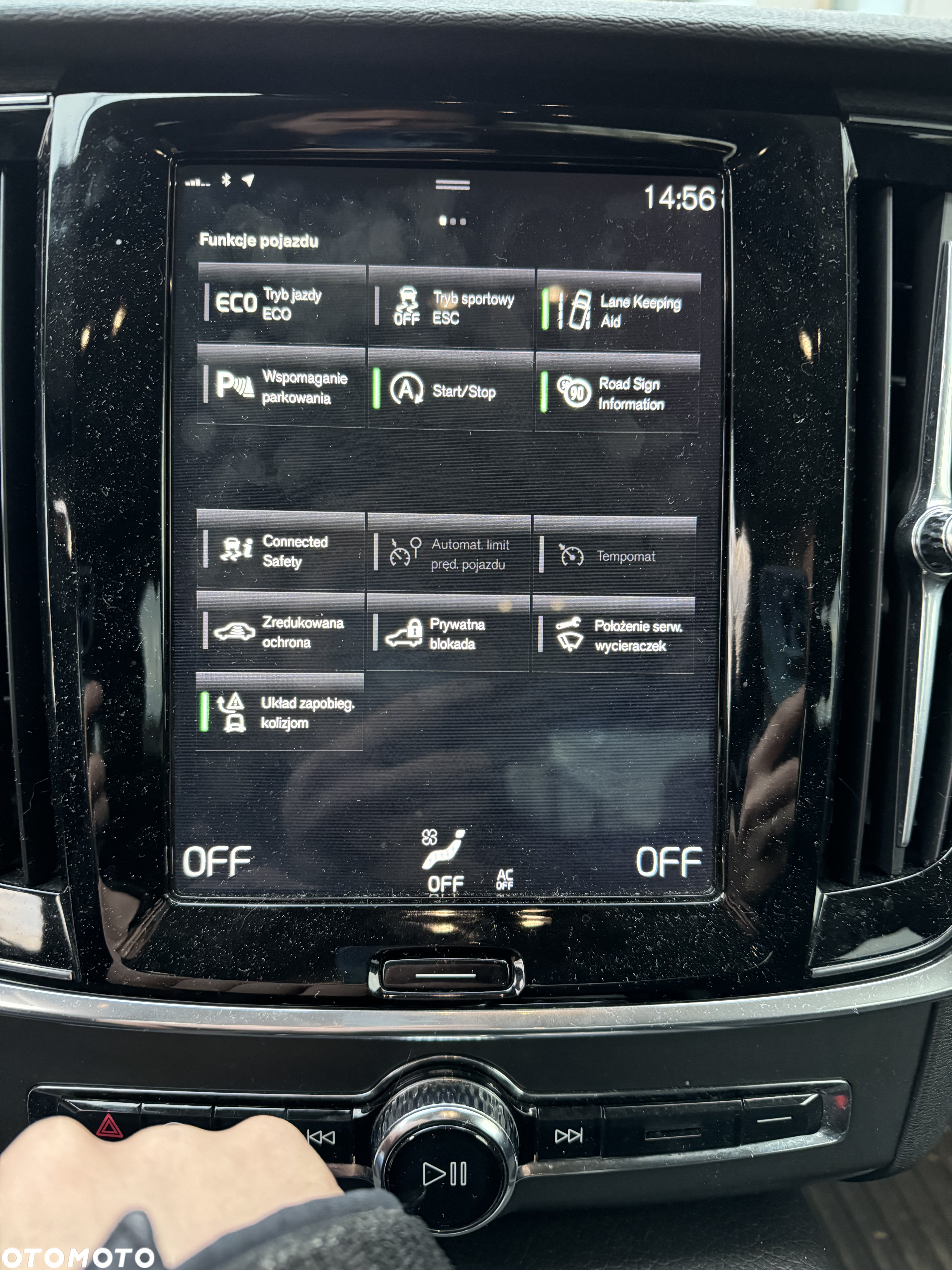 Volvo S90 D4 Momentum - 14