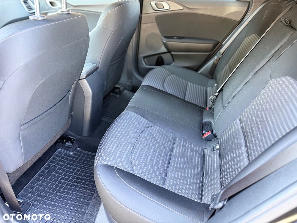 Kia Ceed 1.5 T-GDI GT-Line - 13