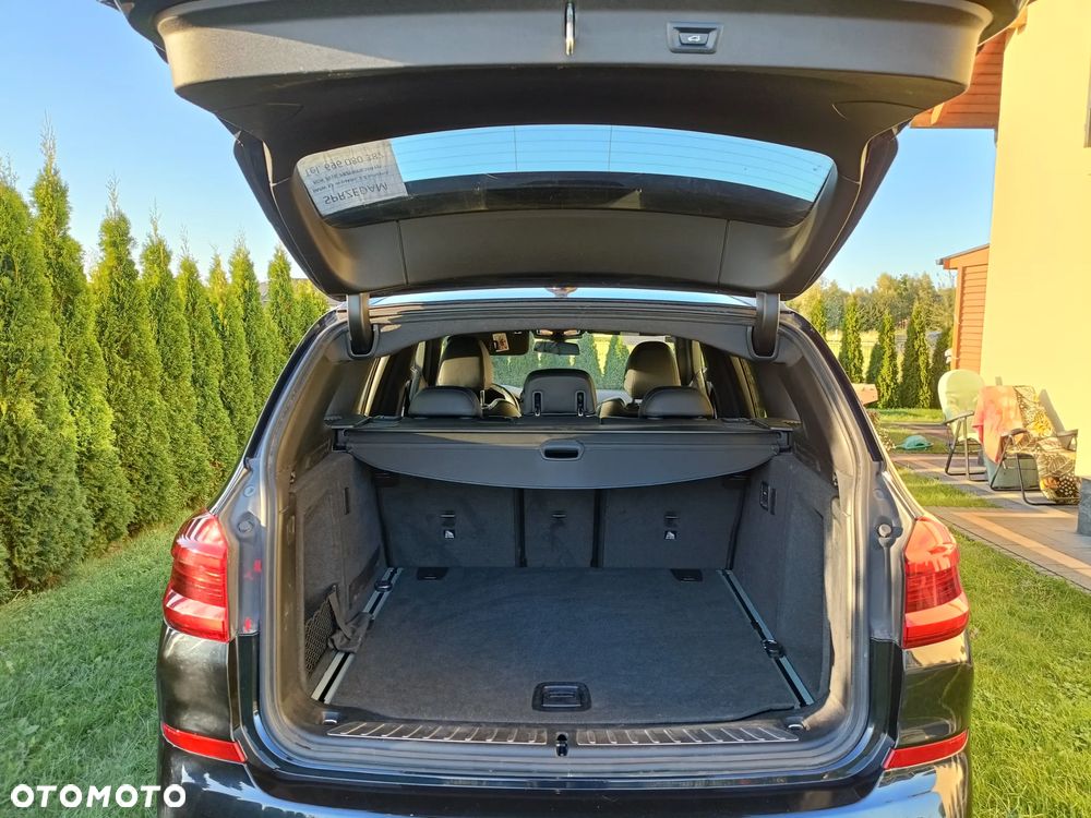 BMW X3 xDrive20i - 9