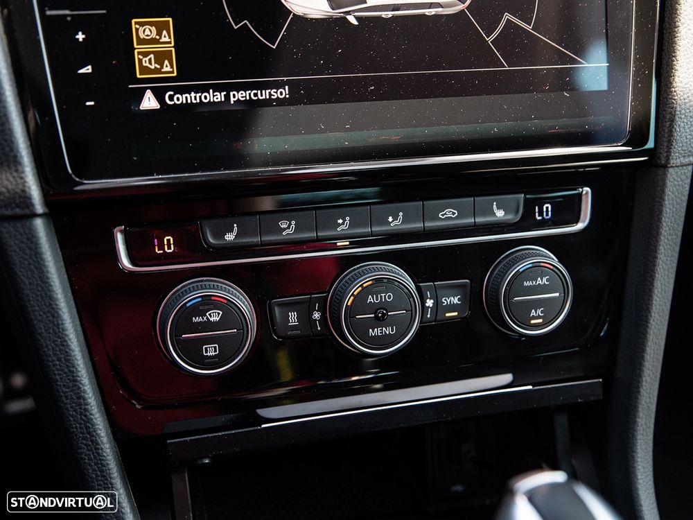 VW Golf 2.0 TSI GTI DSG Performance - 21