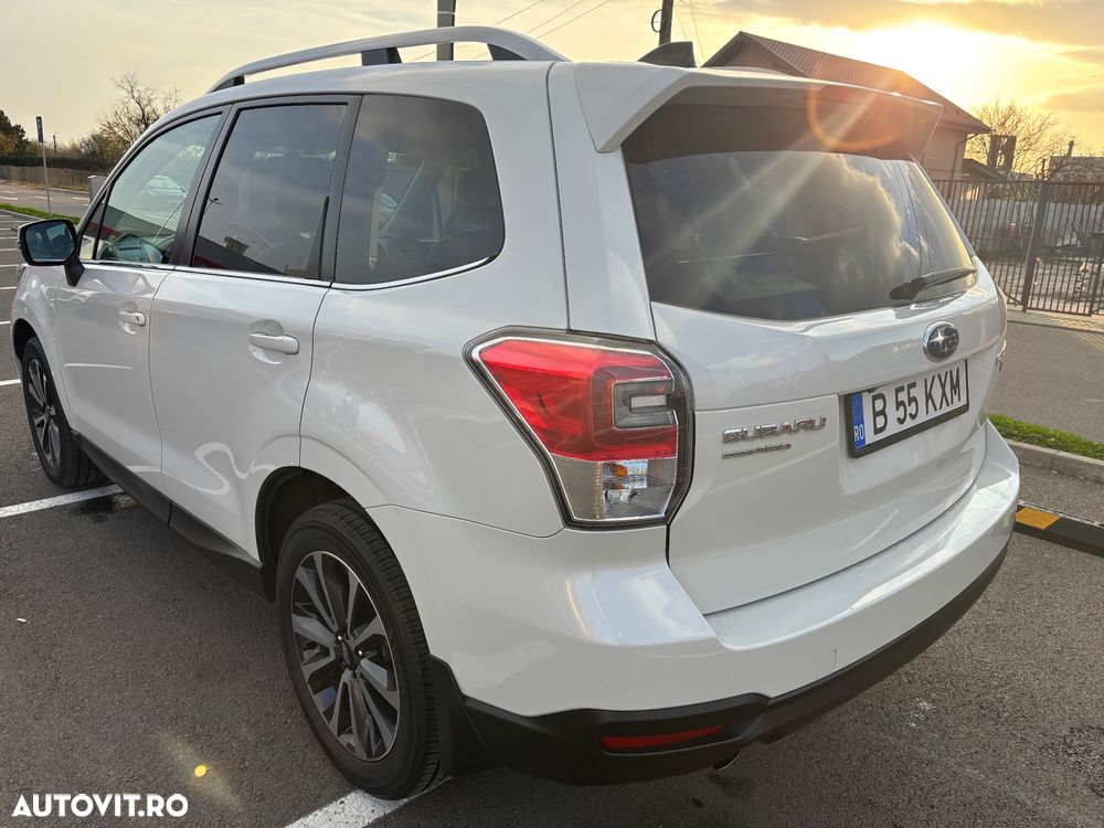 Subaru Forester 2.0XT CVT Sport - 2