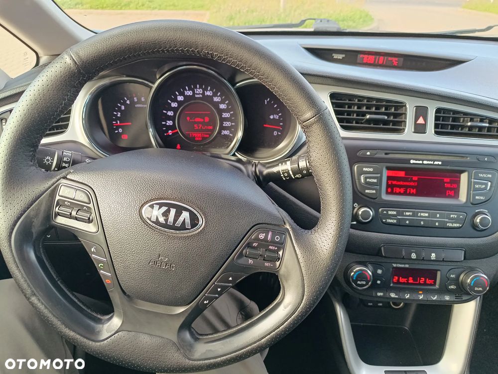 Kia Ceed - 2