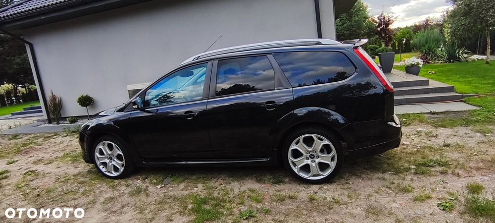 Ford Focus - 25