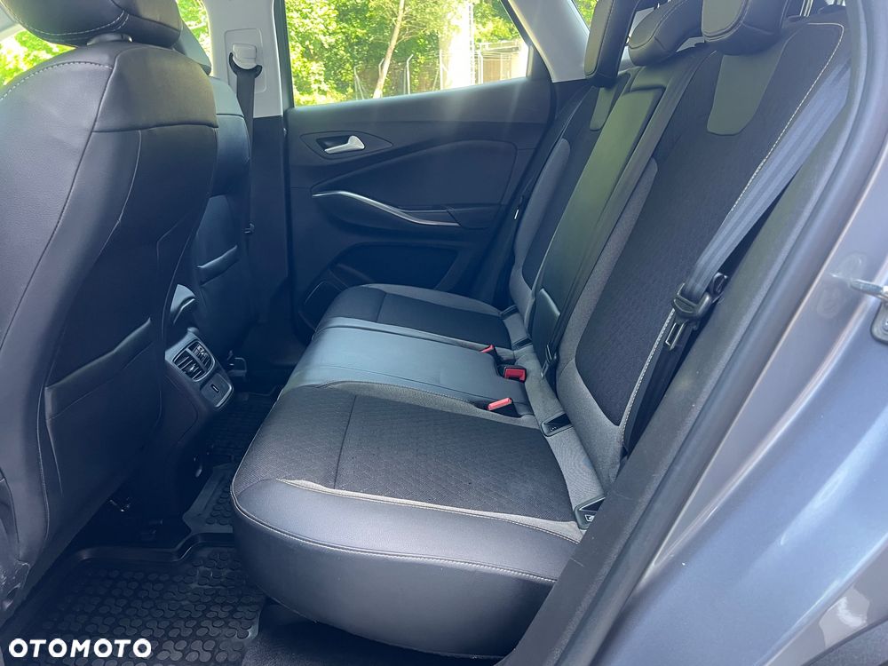 Opel Grandland X 1.6 T Elegance S&S - 7