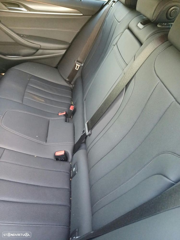 BMW 520 d Pack Desportivo M Auto - 6
