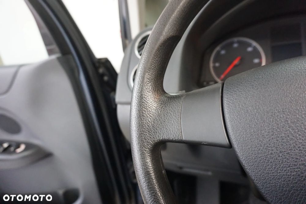 Volkswagen Golf Plus 1.9 TDI Tour - 22