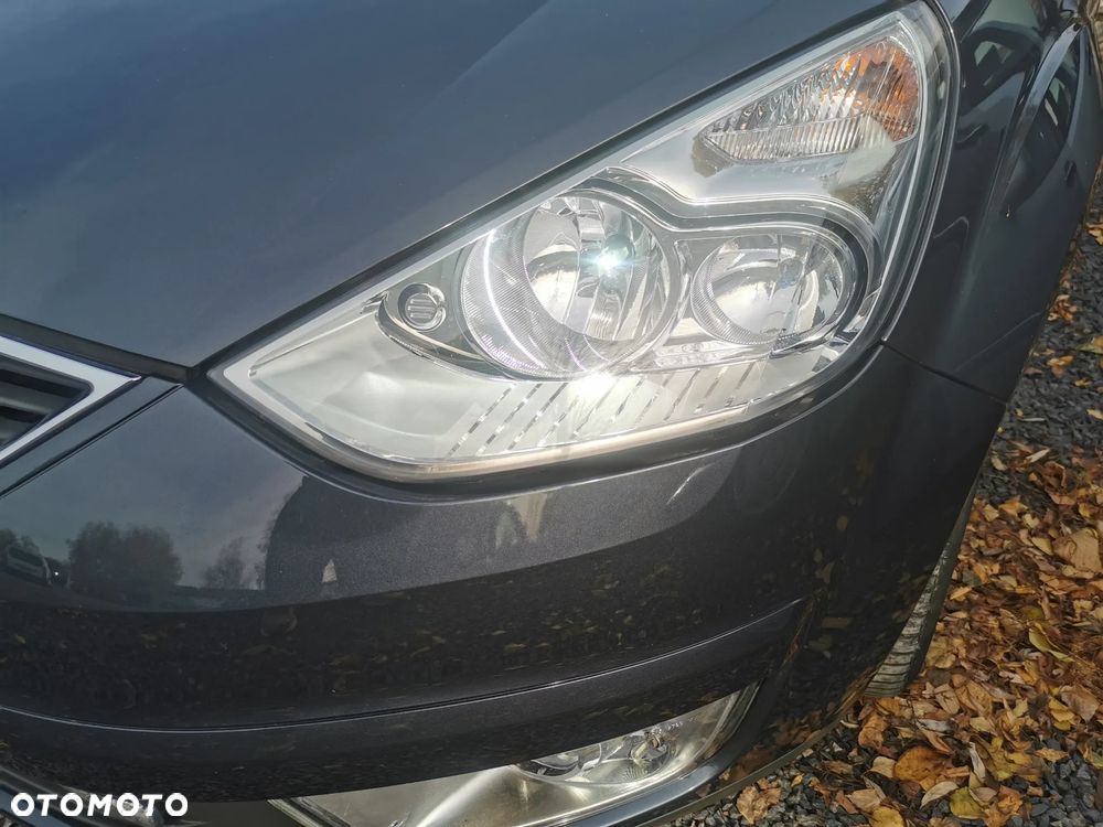 Ford Galaxy 2.0 TDCi DPF Ghia - 12