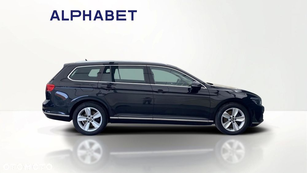 Volkswagen Passat - 6