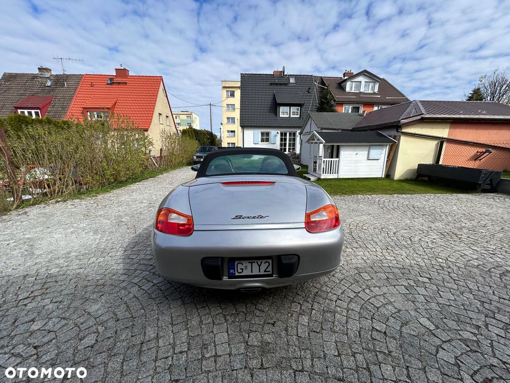 Porsche Boxster - 10