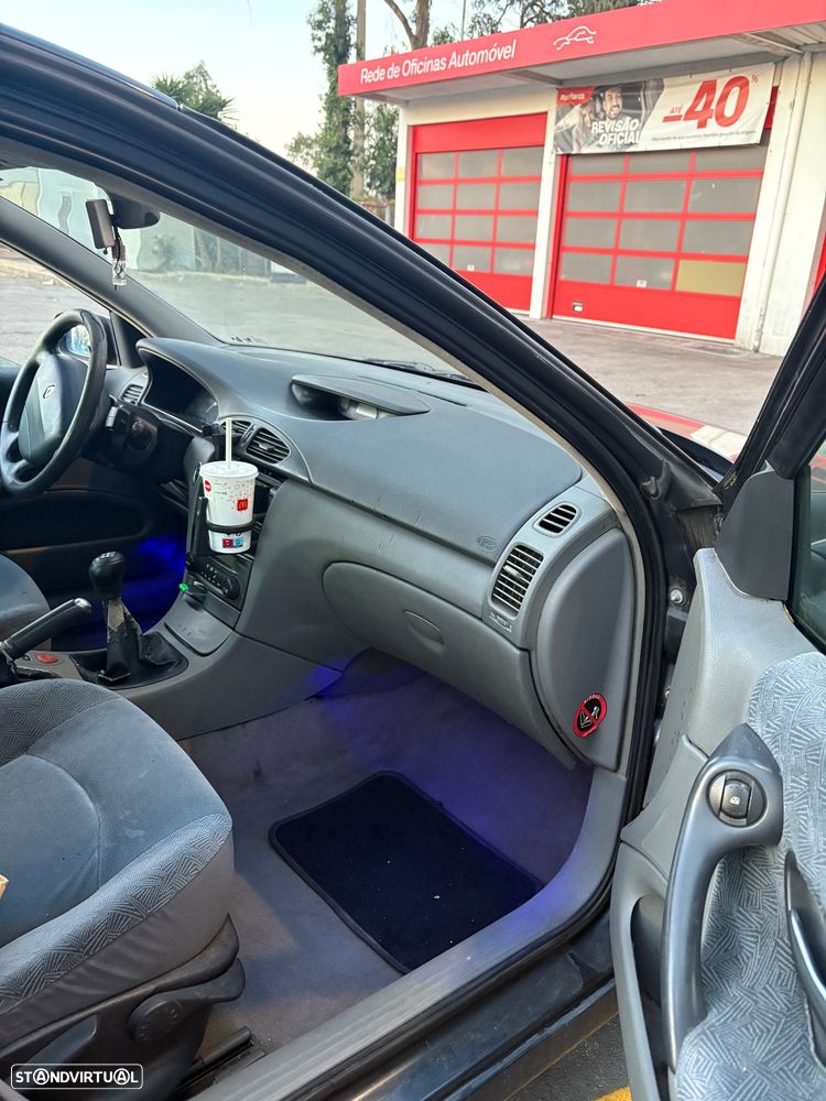 Renault Laguna 1.6 Expression - 4