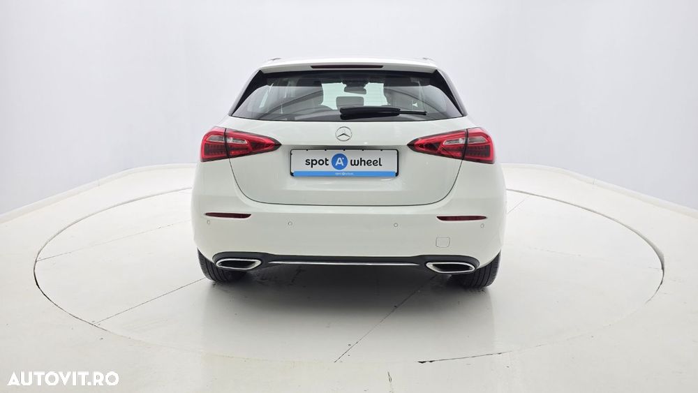 Mercedes-Benz A 250 - 9