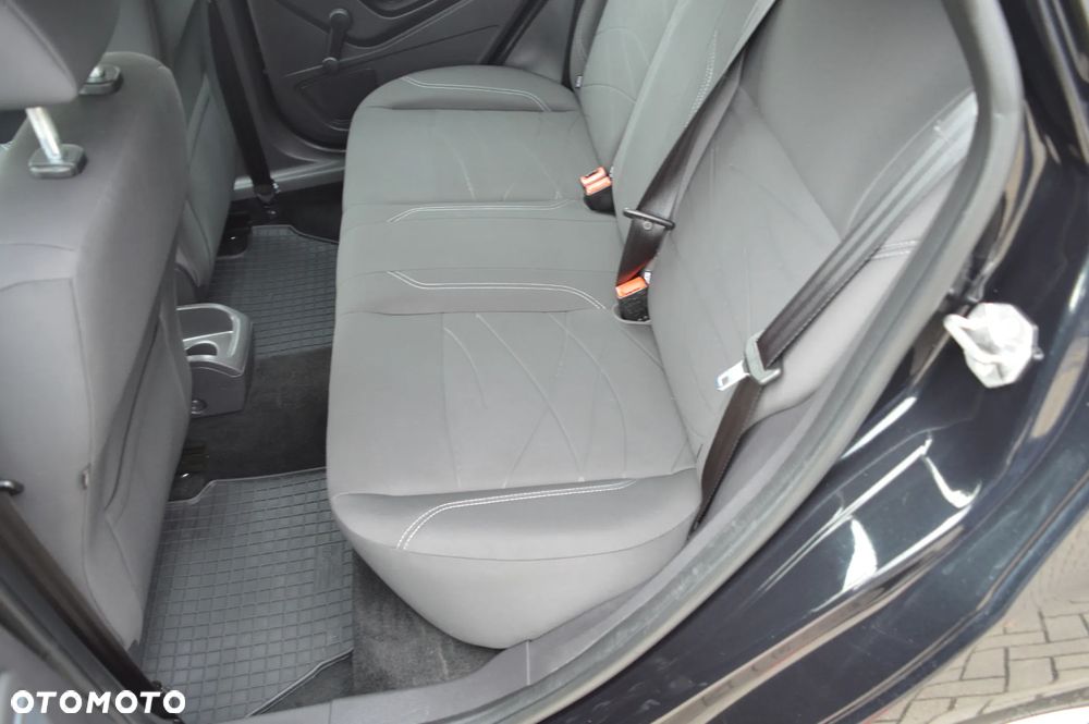 Ford Fiesta 1.25 Champions Edition - 17