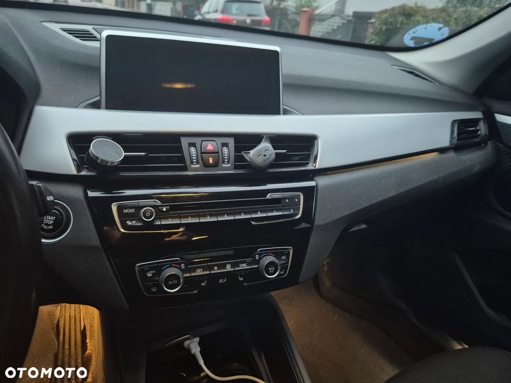 BMW X1 - 13