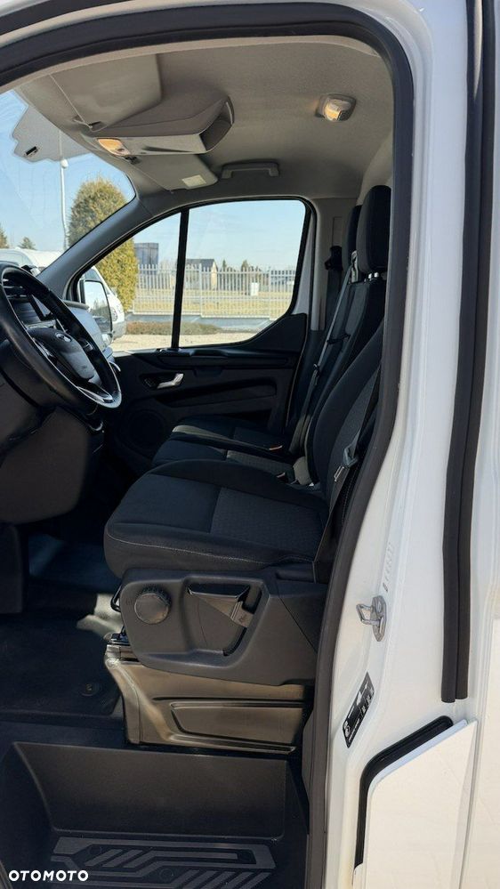Ford Transit - 24