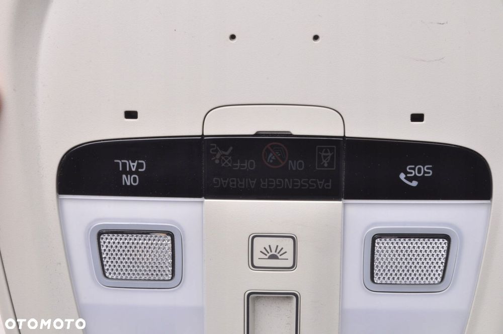 VOLVO XC90 II XC60 II OŚWIETLENIE LAMPKA KABINY WNĘTRZA 31694096 31652852 - 3