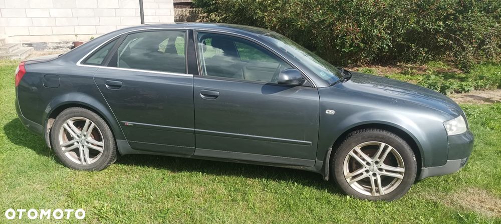 Audi A4 Avant - 4