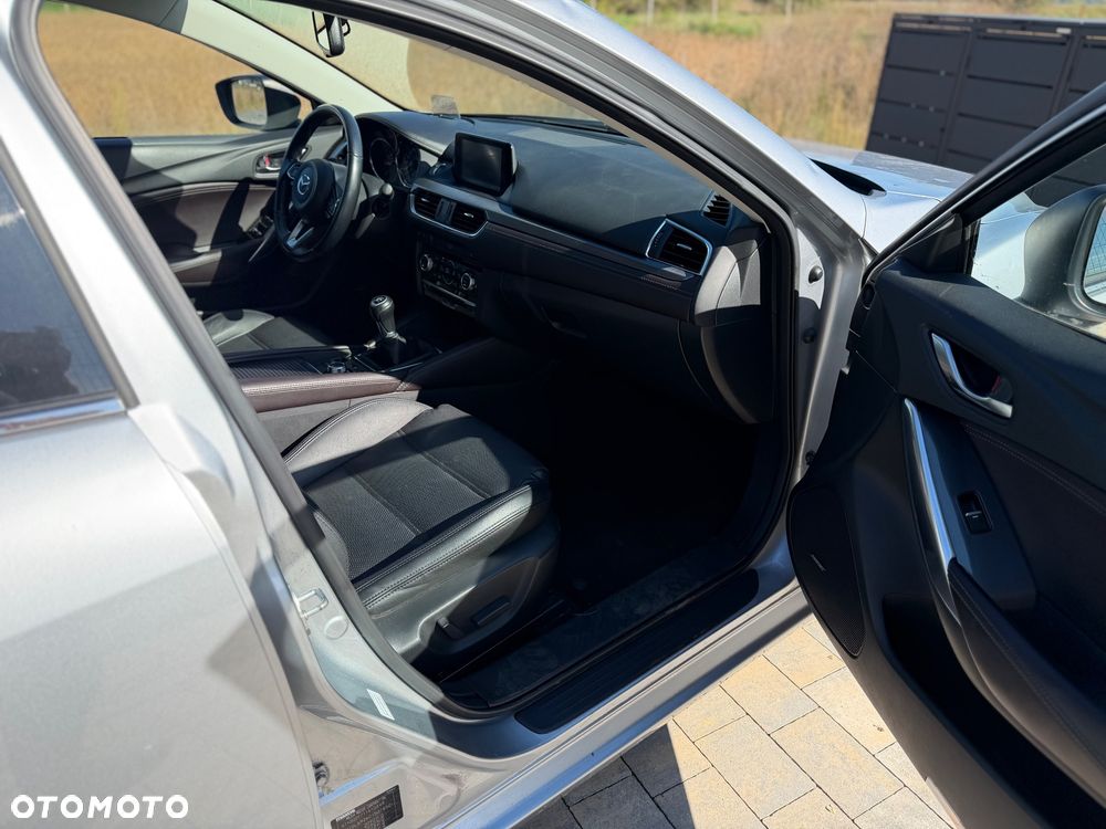 Mazda 6 - 10