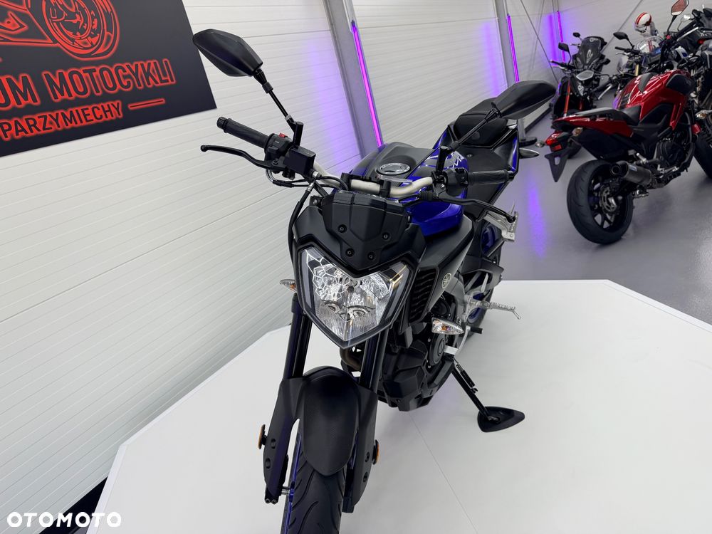 Yamaha MT - 19