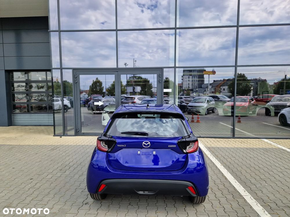 Mazda 2 Hybrid - 9