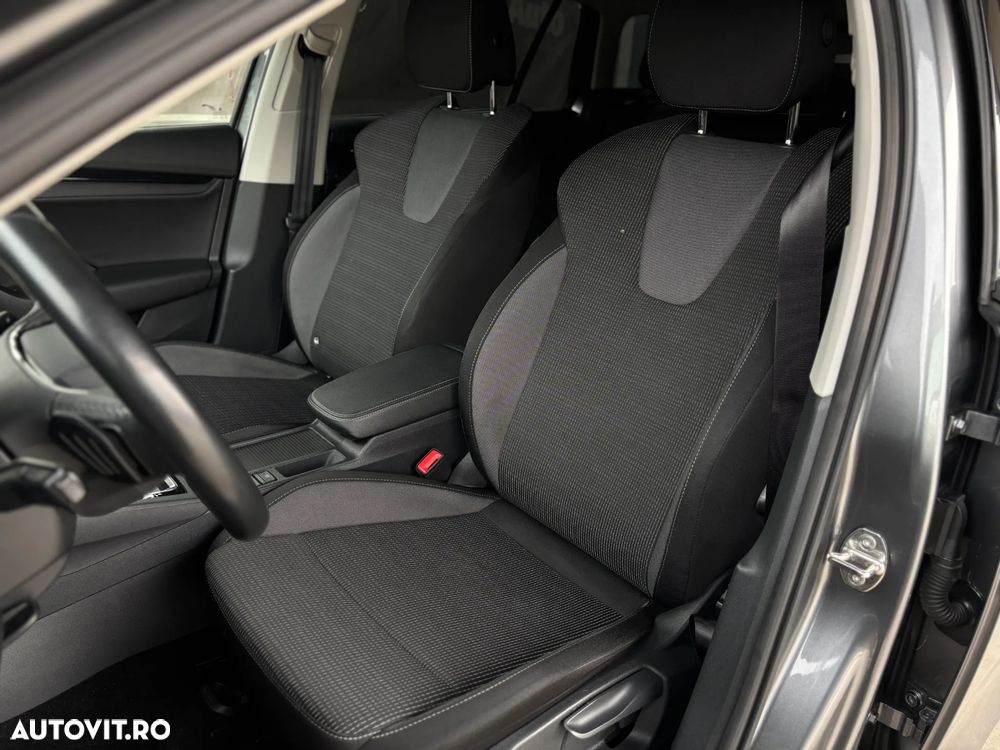 Skoda Octavia 2.0 TDI DSG Ambition - 31