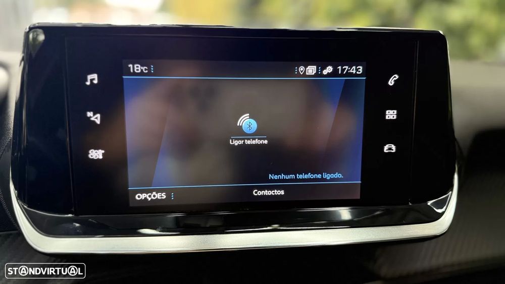 Peugeot 2008 1.2 PureTech Allure Pack - 17