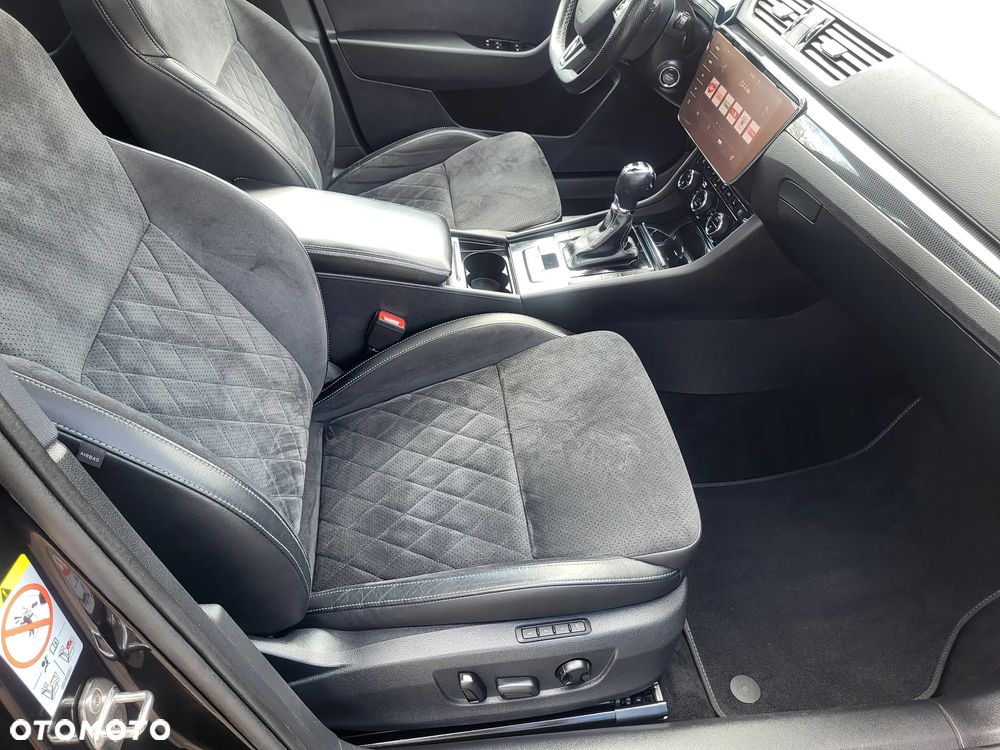 Skoda Superb 2.0 TDI 4x4 DSG Sportline - 23