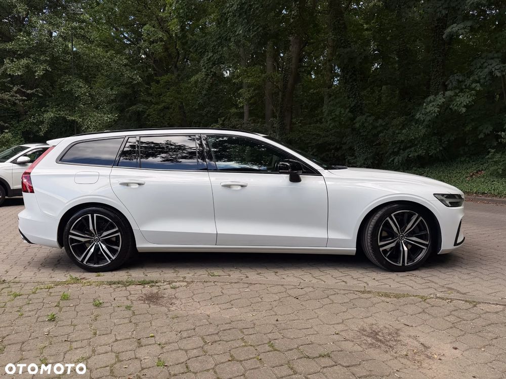 Volvo V60 B5 B R-Design - 5