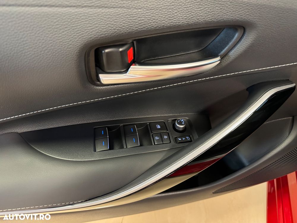 Toyota Corolla 2.0 Hybrid GR Sport - 18