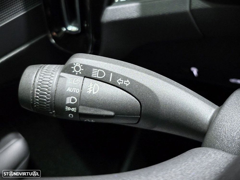 Volvo XC 40 P8 AWD Recharge RDesign - 17