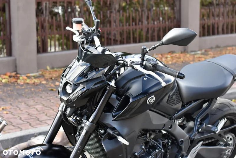 Yamaha MT - 21