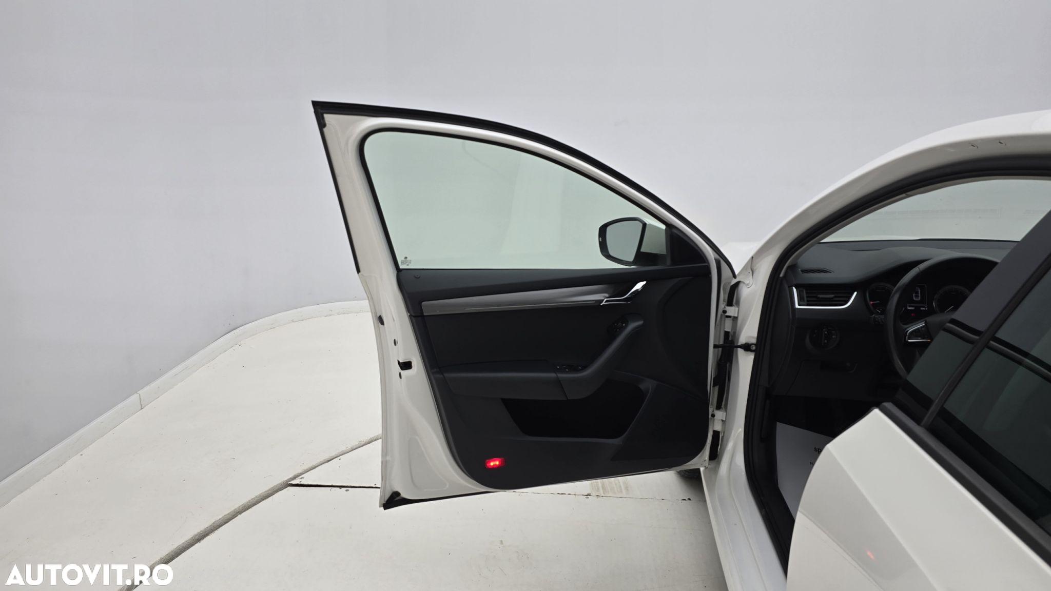 Skoda Octavia 1.6 TDI Ambition - 10