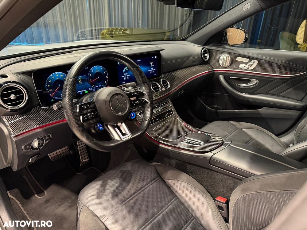 Mercedes-Benz E - 27