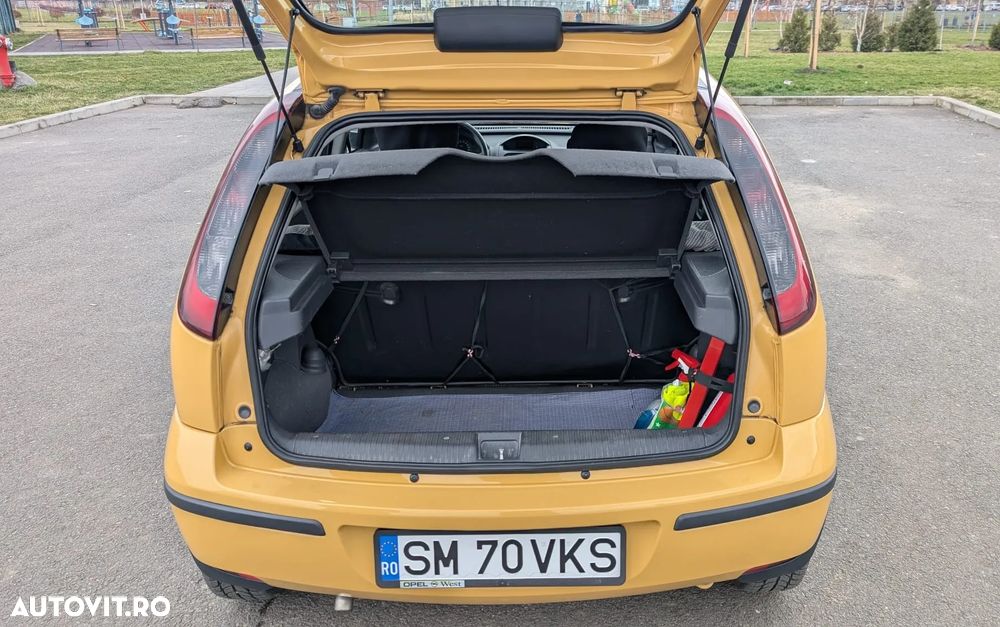 Opel Corsa 1.2i Enjoy - 7