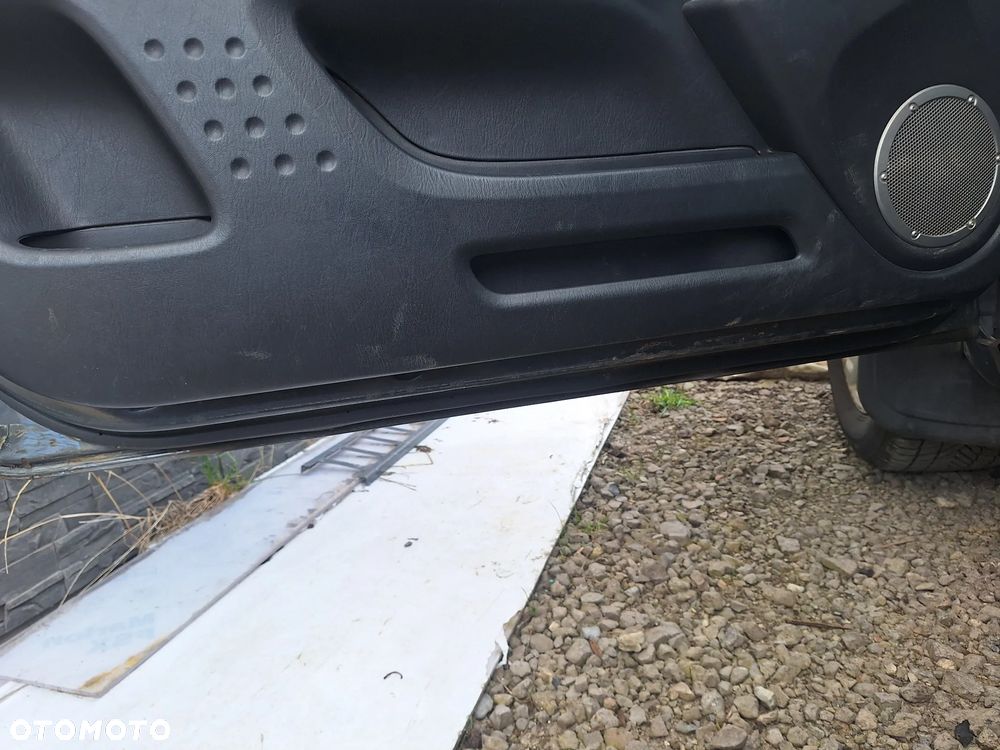 Toyota RAV4 D-4D 4x4 - 17