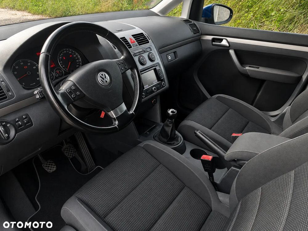 Volkswagen Touran 1.4 TSI Conceptline - 7