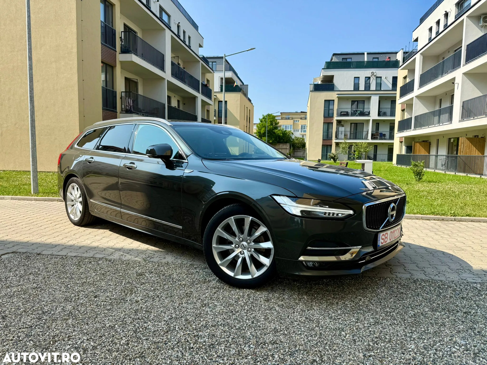 Volvo V90 D3 Geartronic Momentum Pro - 15