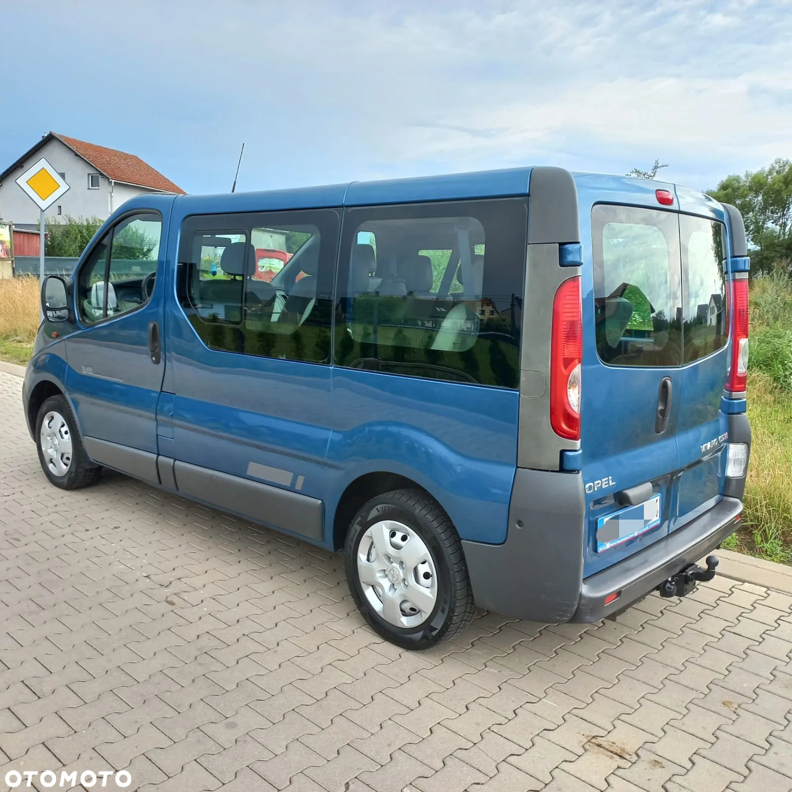 Opel Vivaro 2.0 CDTI L1H1 - 2